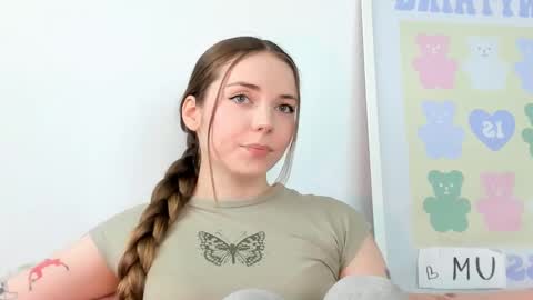 Amelia  shows on mondays fridays and sundays  if anything changes im giving updates on my fansly  online show from 05.18.26