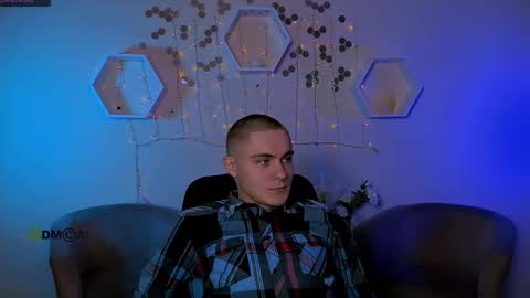 thomas_crow online show from 11.14.25