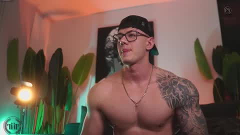 Thomas Falcon online show from 11.23.25