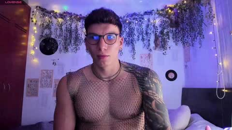 Thomas Grey online show from 01.27.25