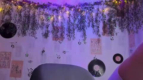 Thomas Grey online show from 02.15.25