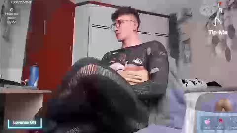 Thomas Grey online show from 09.08.25