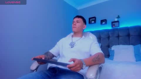 Thomas online show from 11.30.25