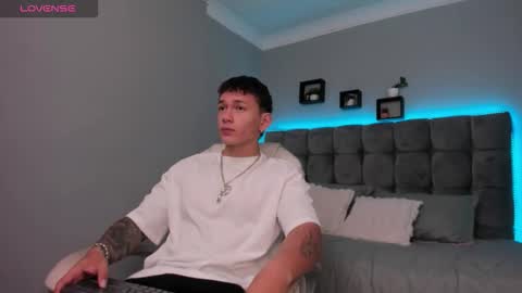 Thomas online show from 02.05.26