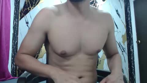 Snapshot of thomas_neuman chatting on 02.18.26 Thomas online show from 02.18.26