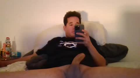 Snapshot of thomasgeronim213 chatting on 12.29.24 thomasgeronim213 online show from 12.29.24