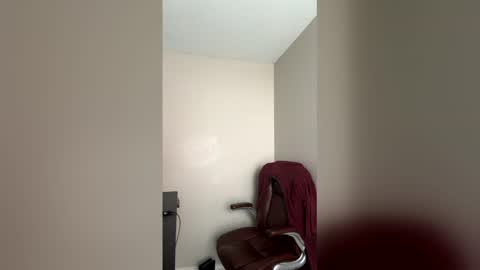 Snapshot of thomasgwhitecft chatting on 02.11.26 FatherTime online show from 02.11.26