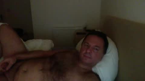 Snapshot of thomaspol chatting on 11.17.25 Tom online show from 11.17.25