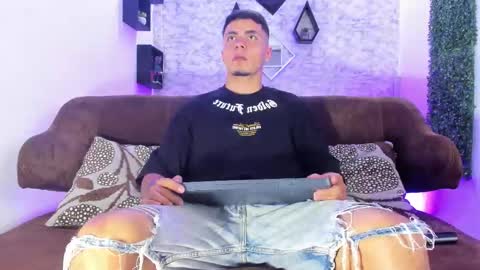 thomass_conor online show from 10.29.25