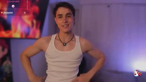 Snapshot of thomklein chatting on 12.05.25 Thom Klein online show from 12.05.25