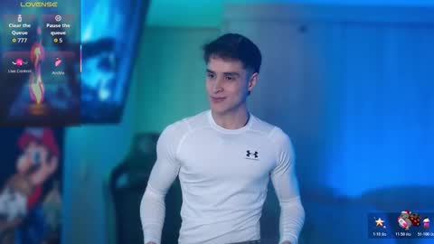 Snapshot of thomklein chatting on 01.17.26 Thom Klein online show from 01.17.26