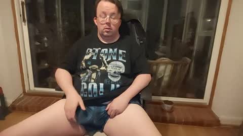 Thomsam88 check out my bio for loads of hot videos mmmmmmmmmm online show from 06.17.26