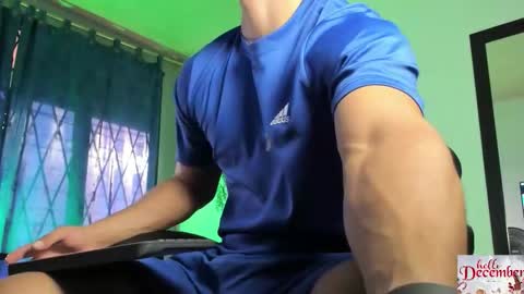 Snapshot of thomsevery chatting on 12.15.25 Thoms Every online show from 12.15.25