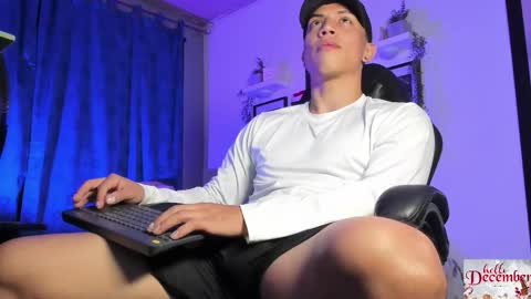 Snapshot of thomsevery chatting on 12.18.25 Thoms Every online show from 12.18.25