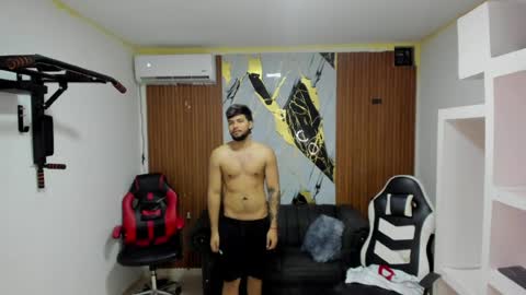 thomson_hot01 online show from 04.09.26