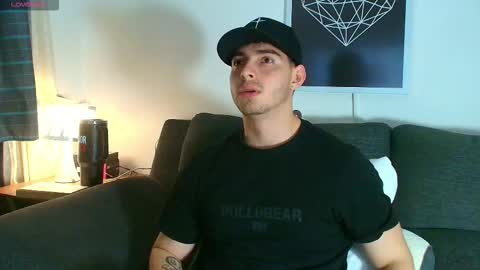 Snapshot of thomylov chatting on 02.03.26 thomylov online show from 02.03.26