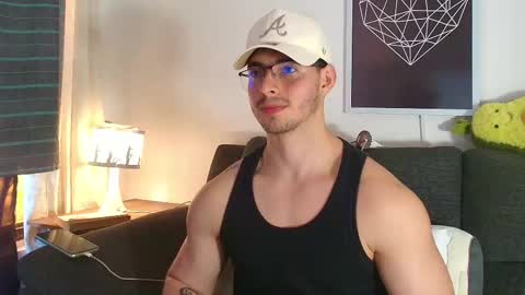 Snapshot of thomylov chatting on 02.07.26 thomylov online show from 02.07.26