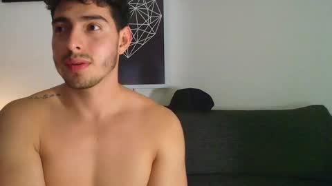 Snapshot of thomylov chatting on 03.08.26 thomylov online show from 03.08.26