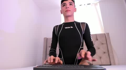 Thomy T online show from 02.20.25