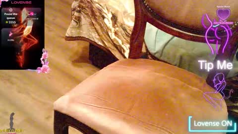 Snapshot of thongsandstockings chatting on 09.13.25 Thongsandstocking online show from 09.13.25