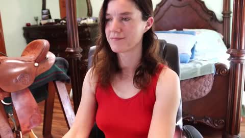 Snapshot of thornbury_rose chatting on 03.02.25 ThornburyRose online show from 03.02.25