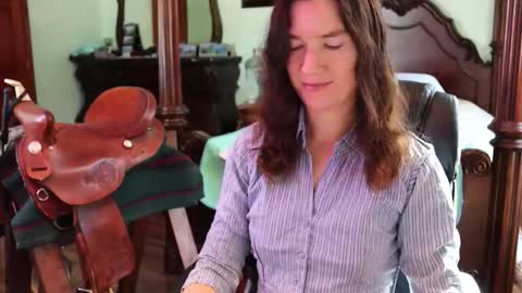 Snapshot of thornbury_rose chatting on 02.04.26 ThornburyRose online show from 02.04.26