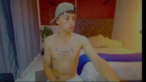THORNERXXXBOY online show from 06.23.26
