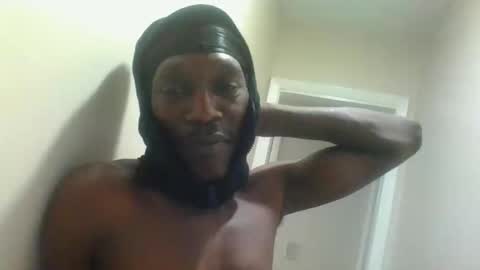 thoroughbred_1980 online show from 11.25.25