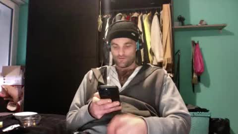 Snapshot of throatfucker2000 chatting on 03.01.25 throatfucker2000 online show from 03.01.25