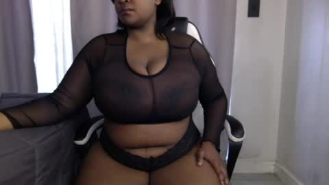 Snapshot of throatgoat2121 chatting on 06.23.26 throatgoat2121 online show from 06.23.26