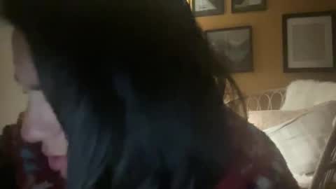 throat goat online show from 12.10.24