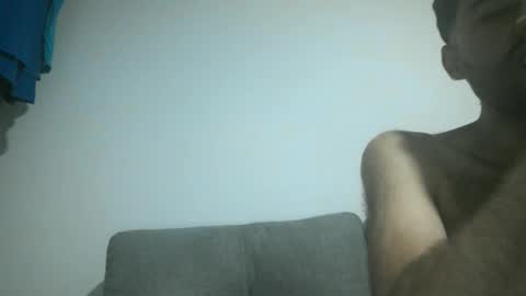 Snapshot of throwawayyourgun chatting on 03.12.25 Luka online show from 03.12.25