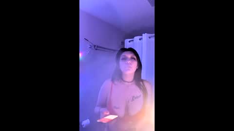 LatinaBarbie666 online show from 02.04.26