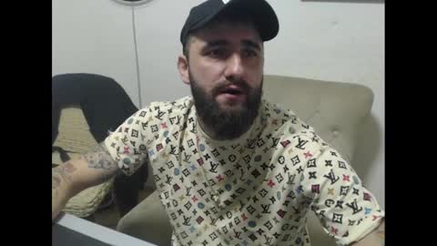 HugeJuicy online show from 12.19.24