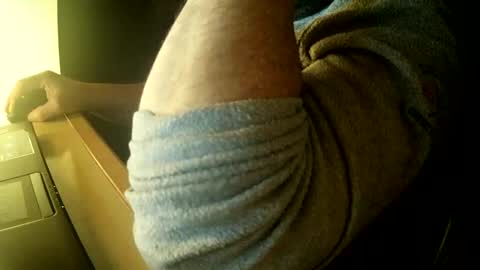 Little Wolf  online show from 02.17.25