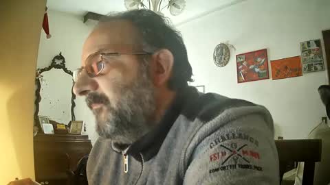 Little Wolf  online show from 02.22.25