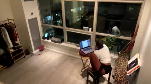 tia_fox online show from 10.23.25