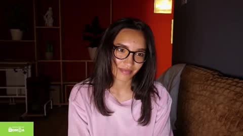 Snapshot of tia_j chatting on 11.06.25 tia_j online show from 11.06.25