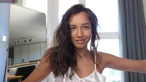 tia_j online show from 05.26.26