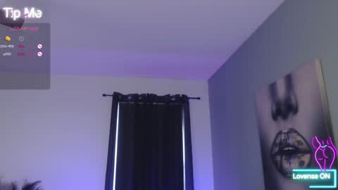 Snapshot of tiabellaxxx chatting on 01.08.26 Tia Bella online show from 01.08.26