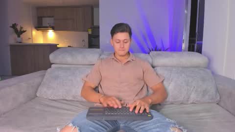 santiago online show from 01.16.26