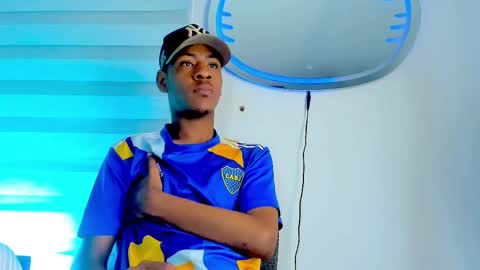 tiago_xxx_ online show from 11.12.25