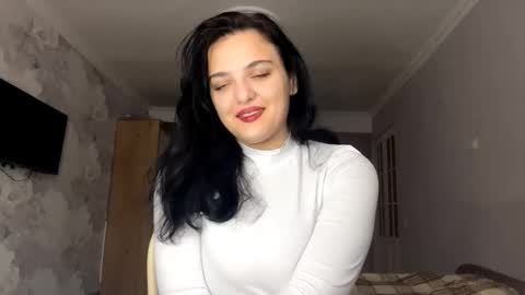 Snapshot of tiameakin chatting on 11.13.25 Mary online show from 11.13.25