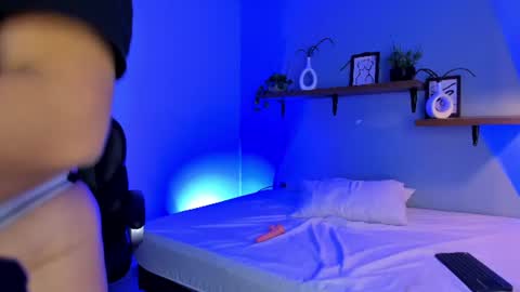 Tiana Corts online show from 06.24.26