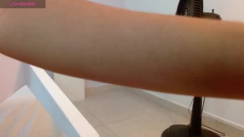 tianaglow4 online show from 02.07.25