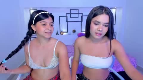 tianaglow4 online show from 02.22.25