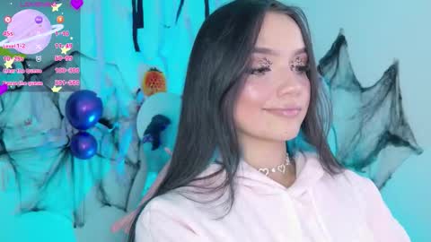 Tiana Le online show from 10.25.25