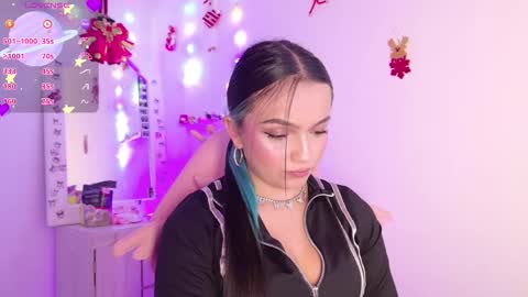 Tiana Le online show from 12.03.25