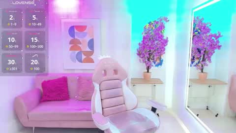 Tiara  online show from 12.01.25