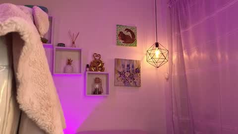 Snapshot of tiarha_ chatting on 11.13.25 Tiarha online show from 11.13.25